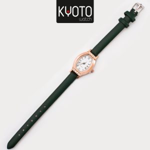 W879 - RELOJ OVALADO NUMEROS ROMANOS COLOR VERDE PULSO SINTETICO