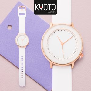 W773 - RELOJ BLANCO PULSO GOMA
